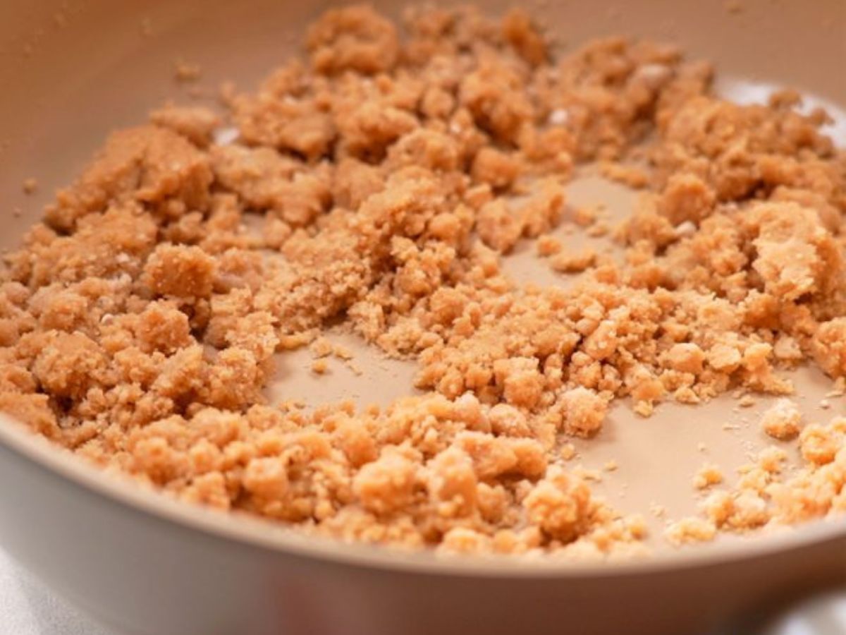 roast the wheat and dry fruits - Photo Gallery