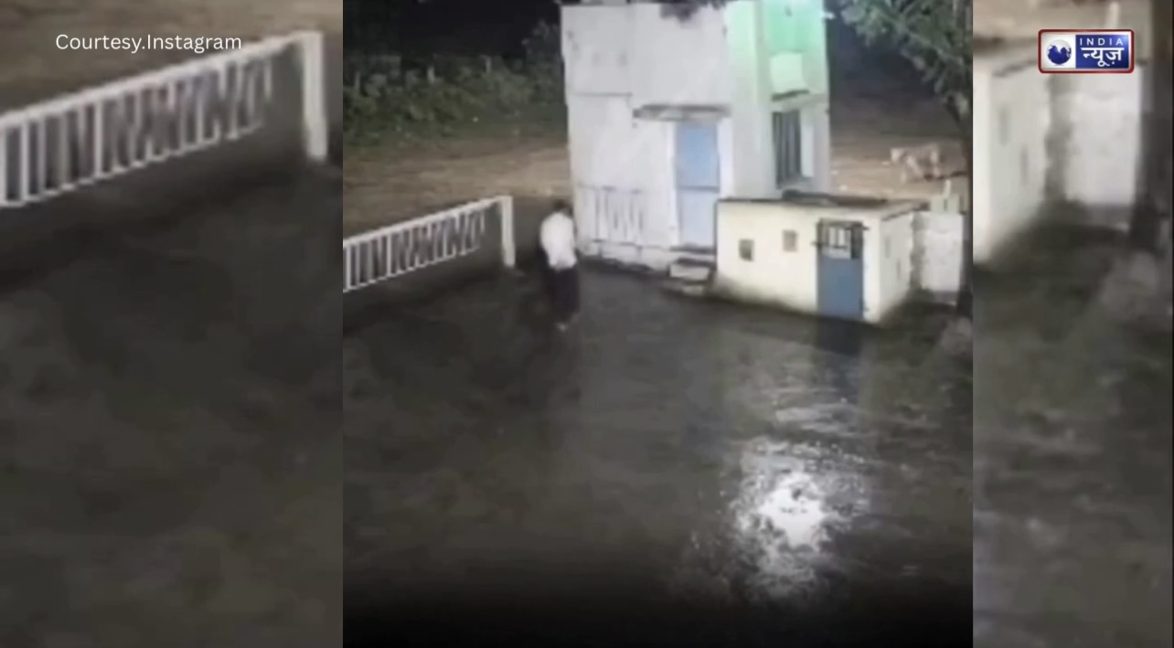 मौत को सामने देख थम गईं सांसें! जब अचानक बाघ और इंसान का हुआ आमना-सामना, CCTV में कैद हुआ मंजर!