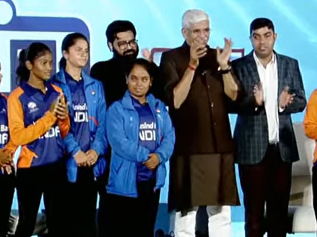 India News Manch 2025: ‘इंडिया न्यूज़ मंच’ पर सम्मानित हुई भारतीय महिला ब्लाइंड क्रिकेट टीम, सांसद कार्तिकेय शर्मा ने बढ़ाया हौसला