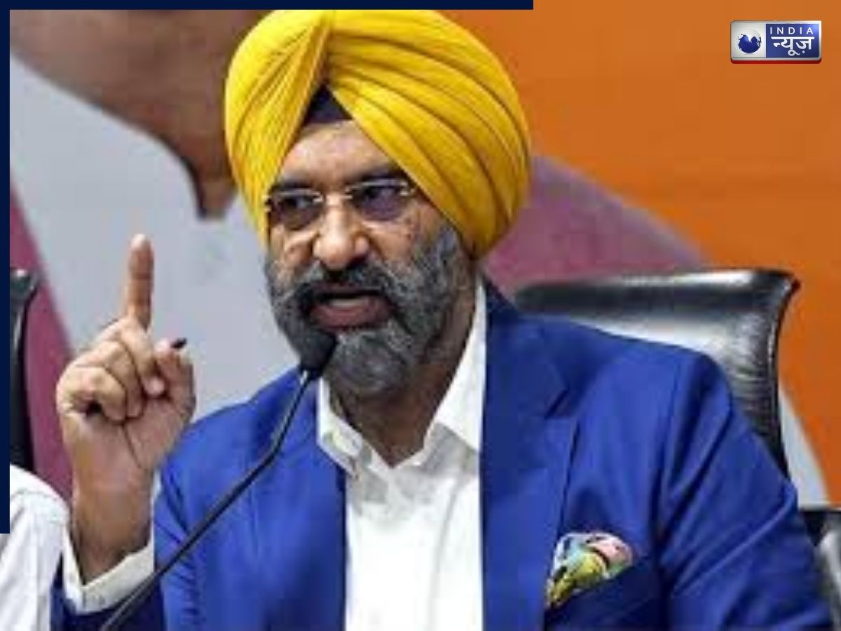 धुंध में घिरी दिल्ली: बढ़ते प्रदूषण पर दिल्ली सरकार सख्त, दो चीजों पर लगा परमानेंट बैन