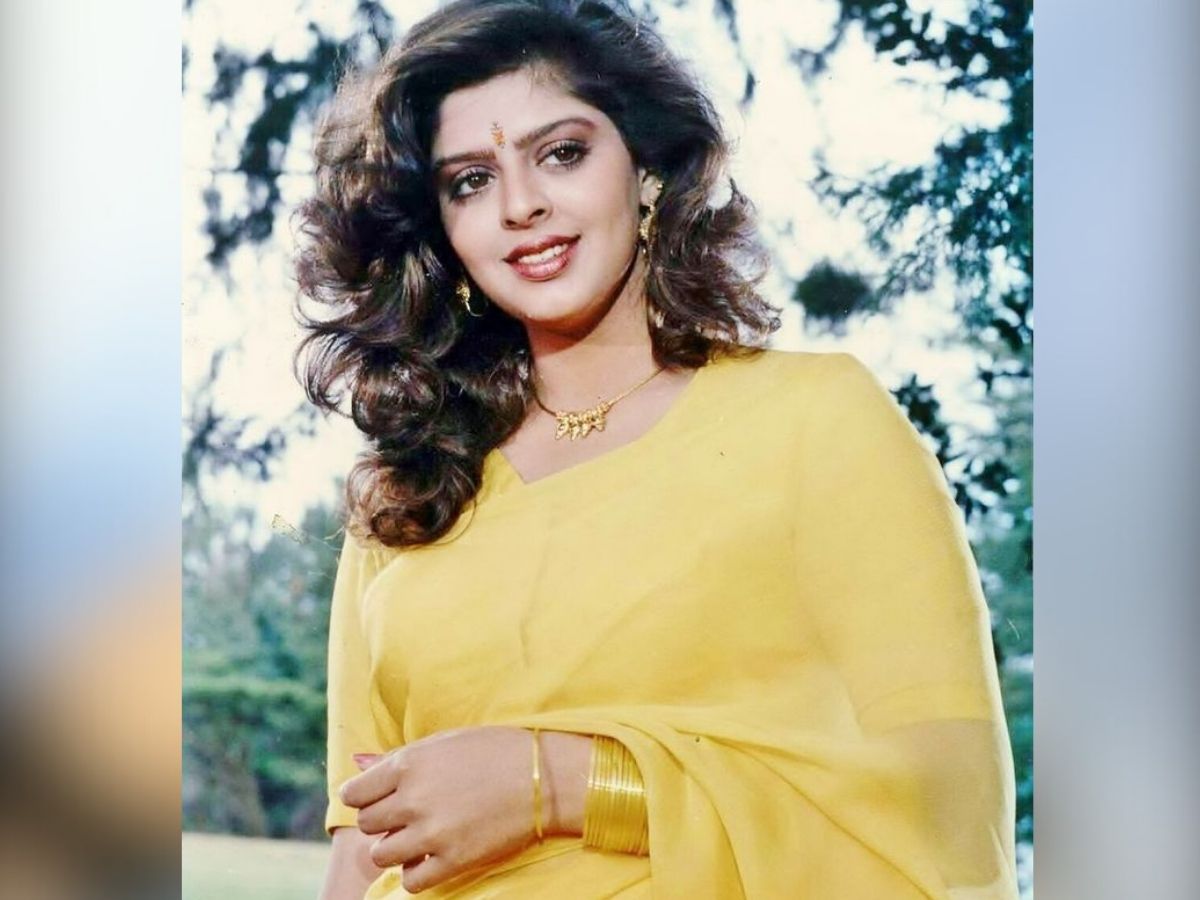 Nagam met Sourav Ganguly during the World Cup - Photo Gallery