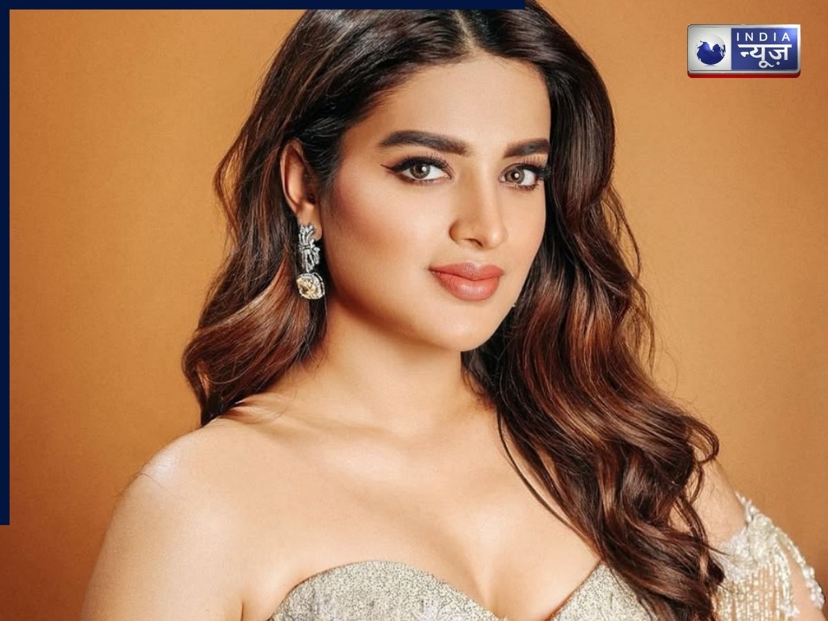 Nidhi Aggarwal: कौन है निधि अग्रवाल जिन्हें देख भीड़ हुई बेकाबू? जानिए उनका जीवन, नेटवर्थ और 14 साल बड़े एक्टर संग रोमांस की कहानी
