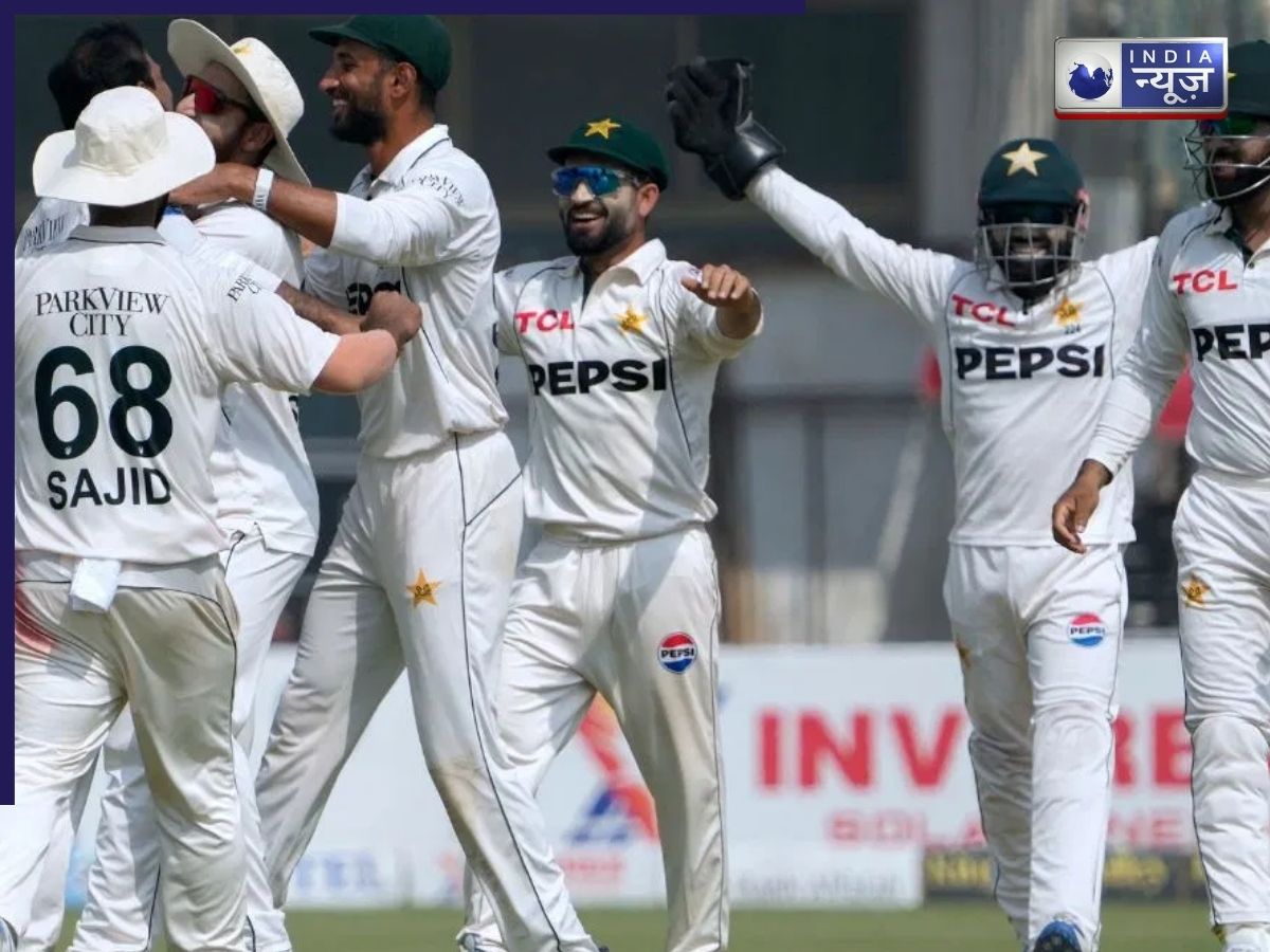 WTC Points Table: तीसरे एशेज टेस्ट में हार के बाद इंग्लैंड का बुरा हाल, ऑस्ट्रेलिया नंबर-1 पर बरकरार, जानें टीम इंडिया का हाल - Gallery Image