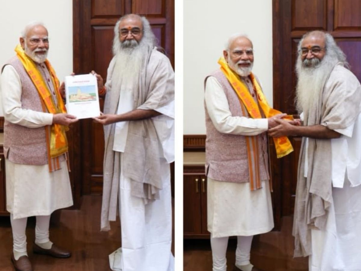 पीएम मोदी से मिले आचार्य प्रमोद कृष्णम, सौंपी श्री कल्कि धाम के निर्माण की प्रगति रिपोर्ट