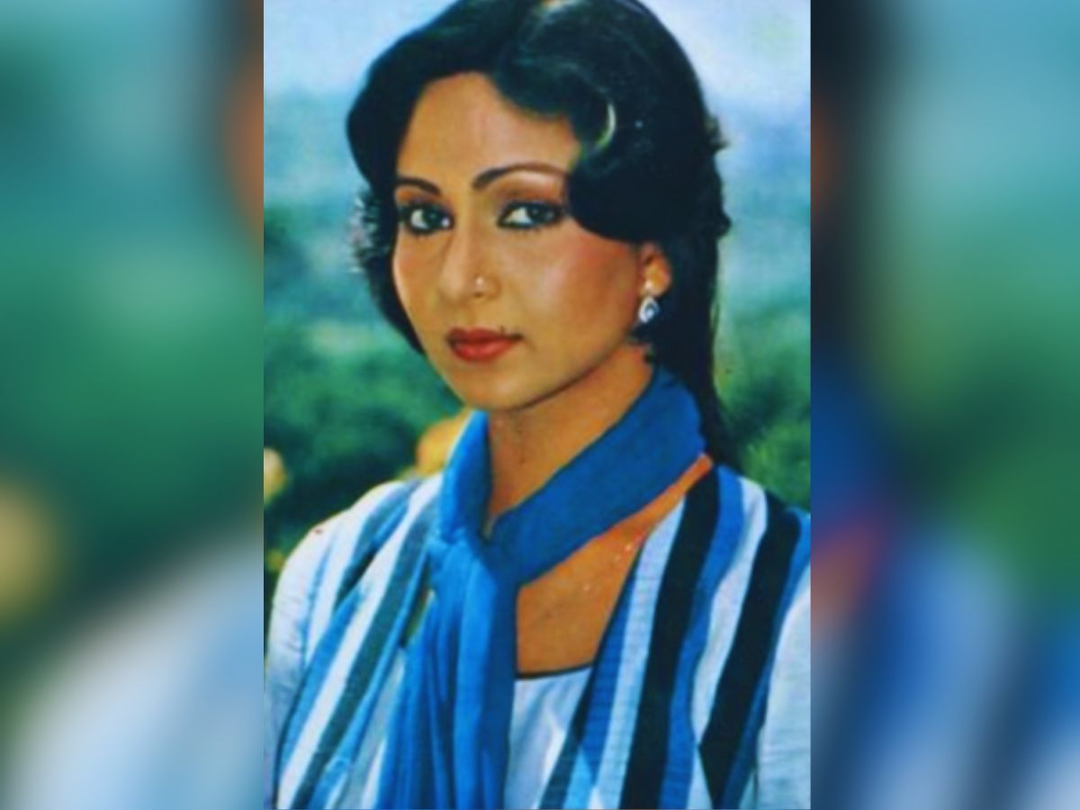 Rati Agnihotri has given some of the best films to Hindi cinema - Photo Gallery