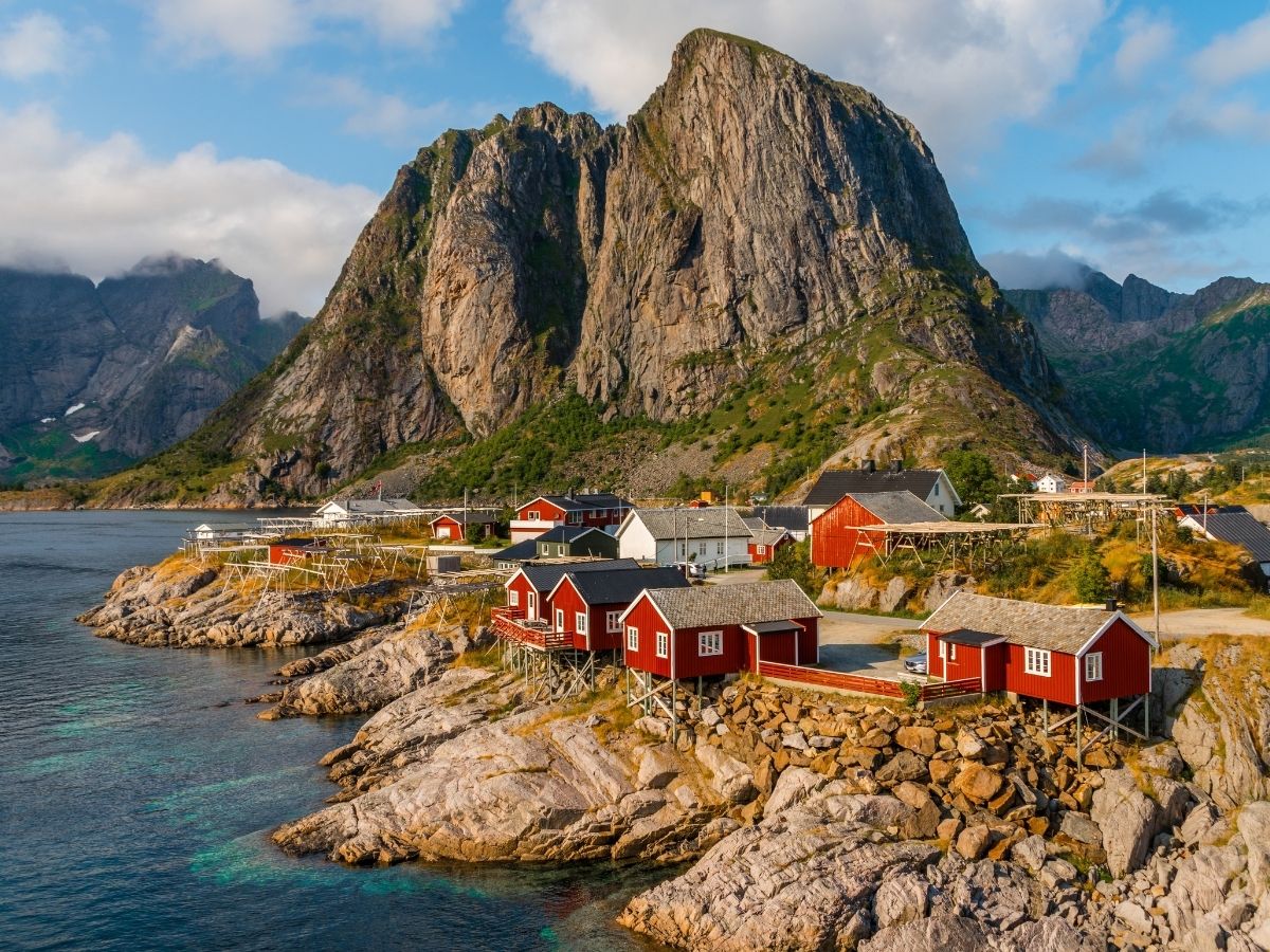 2026 में घूमने का प्लान बना रहे हैं? ये 7 देश अपनी खूबसूरती से आपको कर देंगे हैरान - Gallery Image