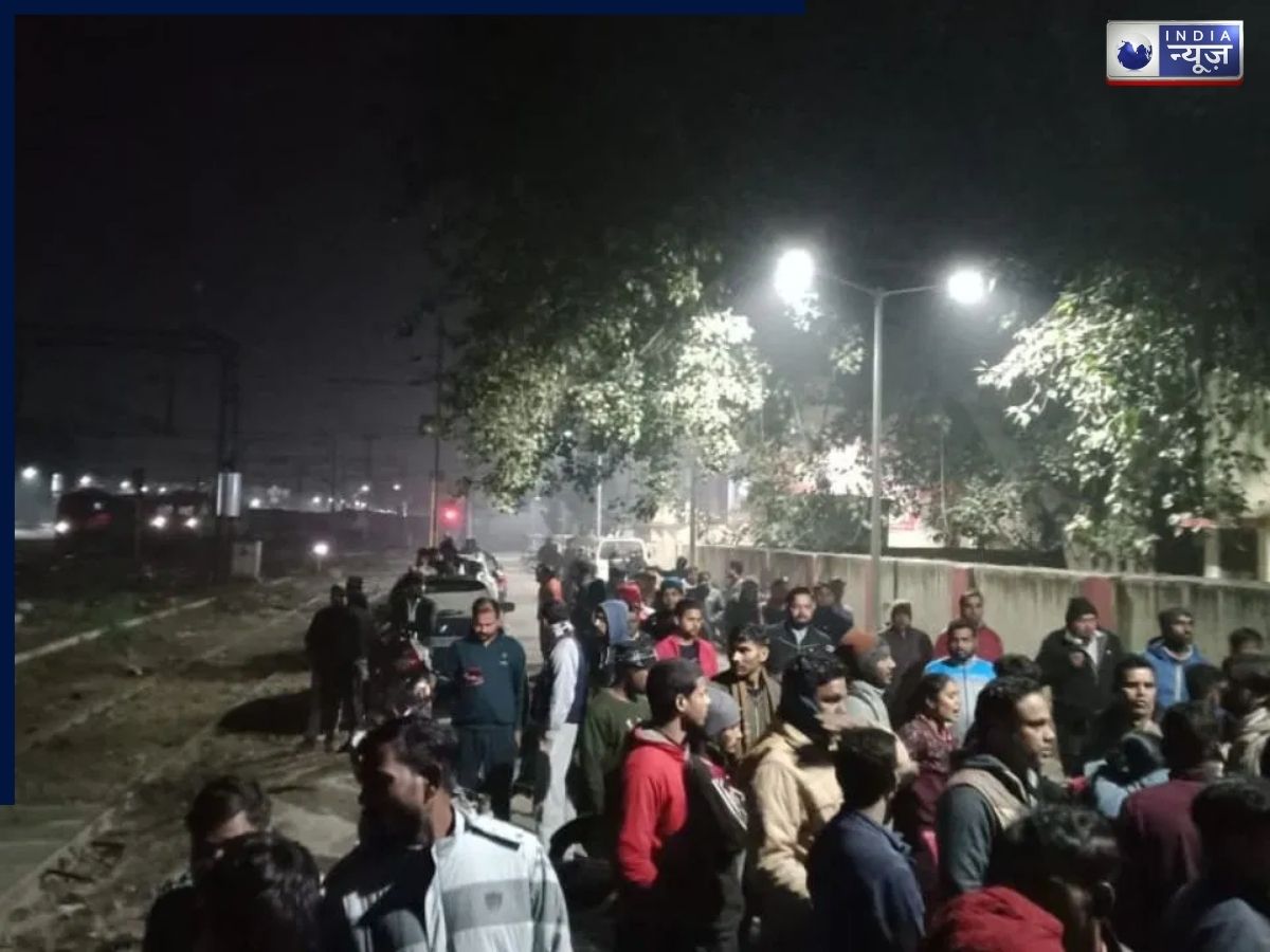 Train Accident: शाहजहांपुर रेलवे क्रॉसिंग पर दर्दनाक हादसा: ट्रेन की चपेट में आने से 5 लोगों की दर्दनाक मौत