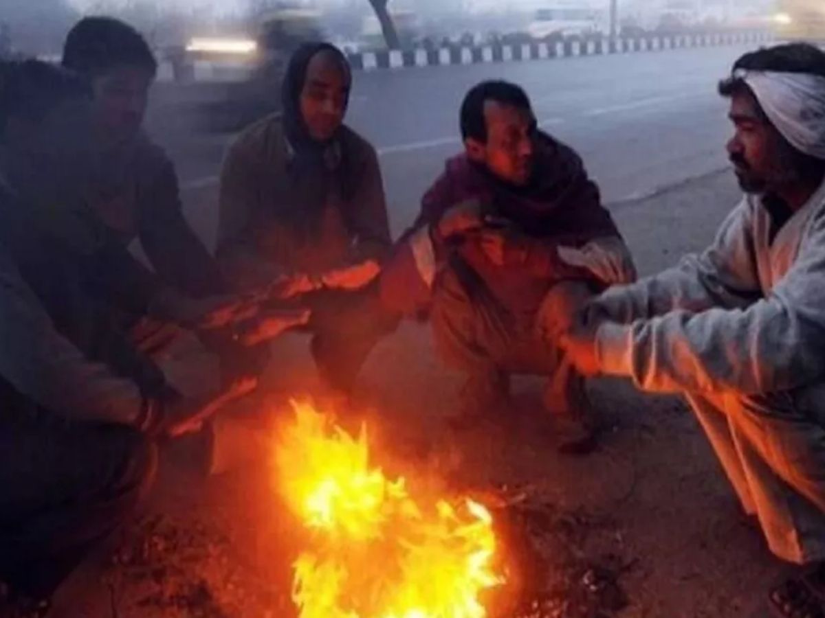 Delhi-NCR Weather Update: दिल्ली-NCR ठंड का प्रकोप जारी, IMD ने जारी किया अलर्ट; जानें 6 दिसंबर के मौसम का हाल - Gallery Image