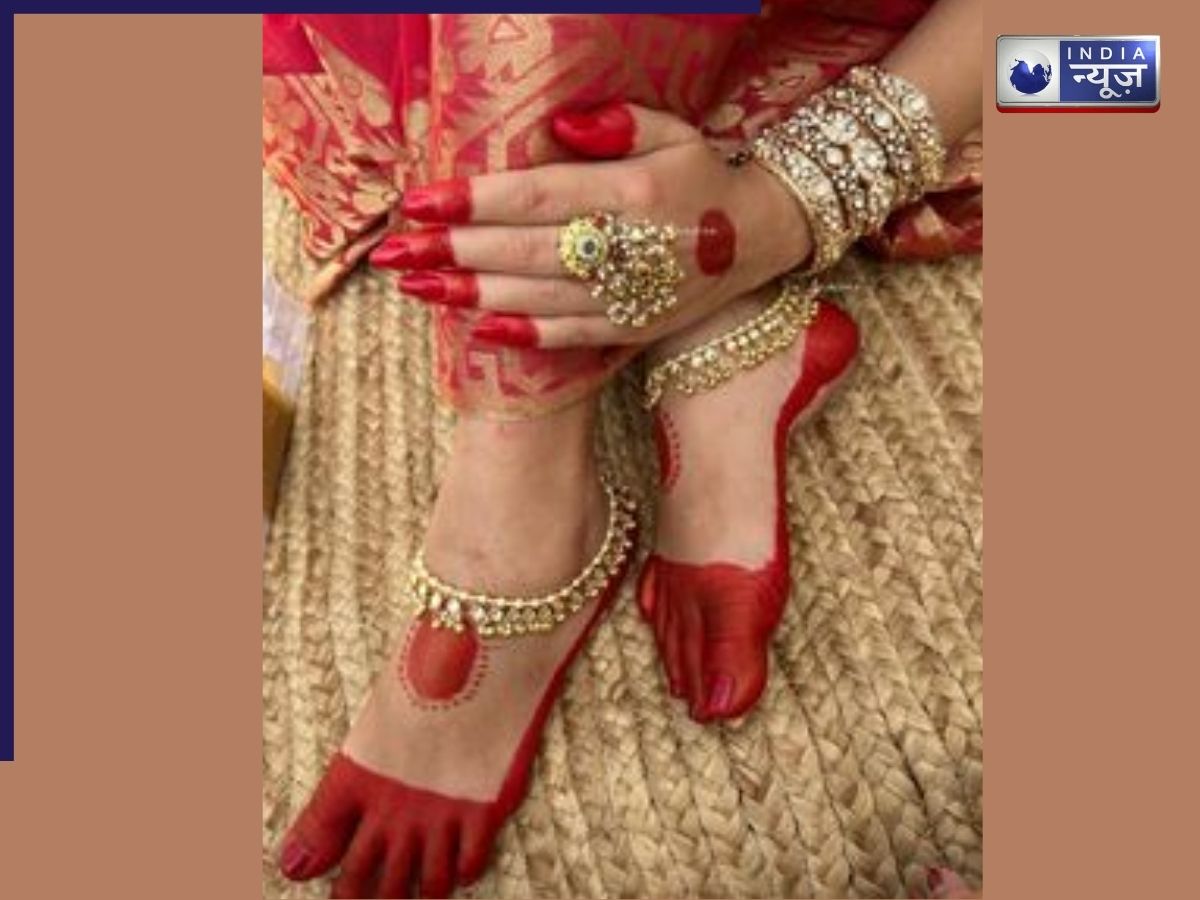 अविवाहित लड़कियां महावर से क्यों नहीं भरतीं एड़ियां, कारण जानकर चौंक जायेंगे आप!