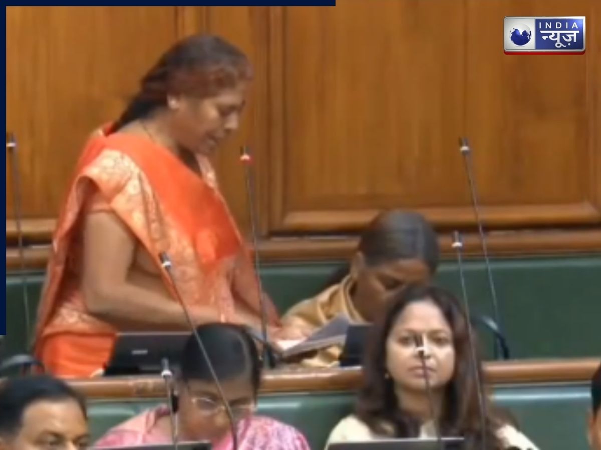 Viral Video: बाहुबली की पत्नी विभा देवी शपथ लेते समय अटकीं, ‘सतत लेती हूं…’, फिर JDU विधायक से मांगी मदद!