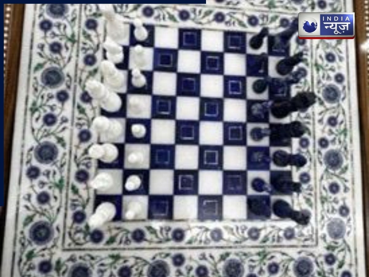 Marble Chess Set - Photo Gallery