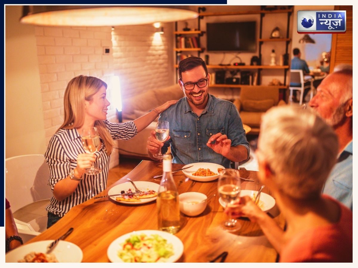 जाने अनजाने खाने के बाद की ये आदते चुपचाप बिगाड़ रहीं है आपकी सेहत, सालों पहले आयुर्वेद ने दी थी चेतावनी!