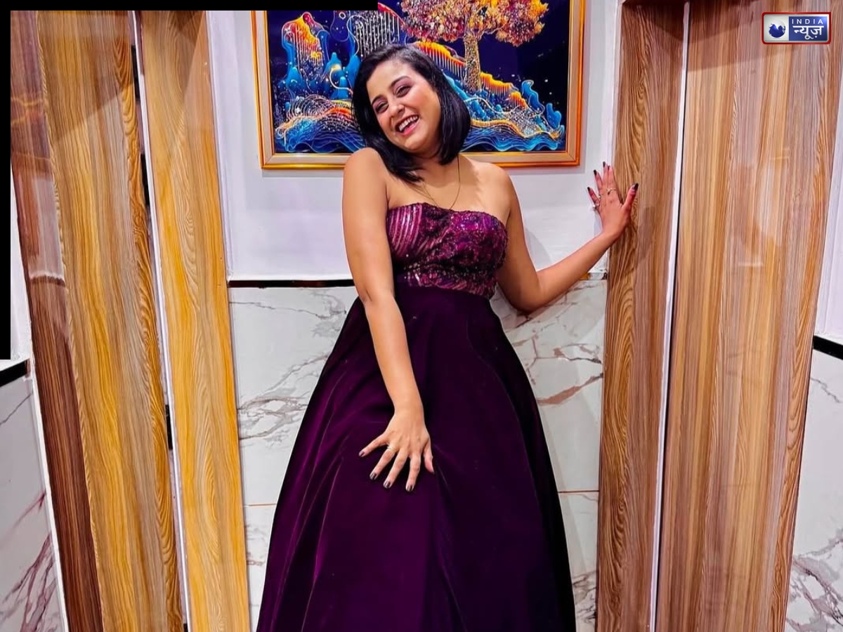 Yamini Singh Statment Every Bhojpuri hero has a personal heroine - Photo Gallery