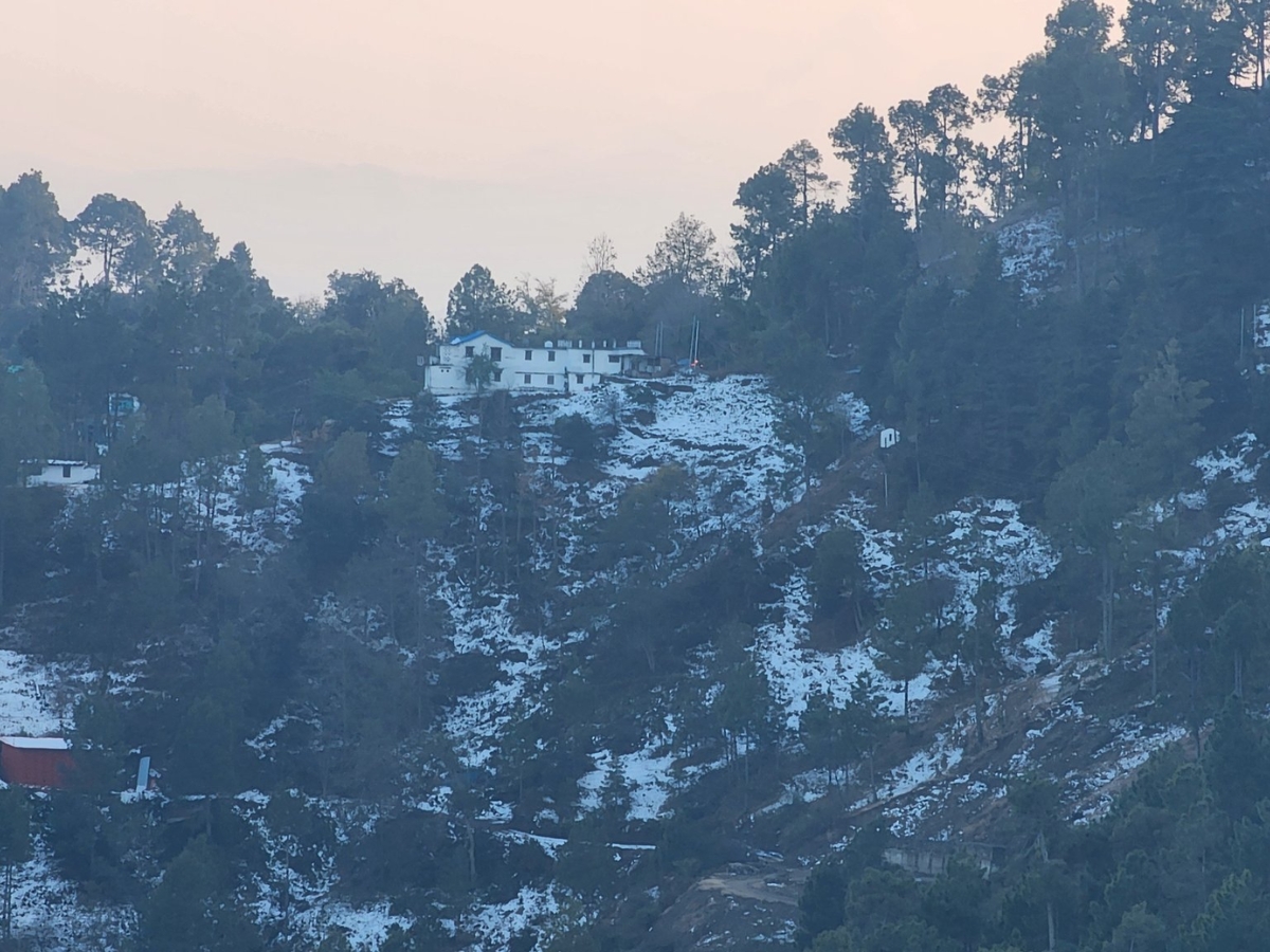 Heavy tourist rush - Photo Gallery