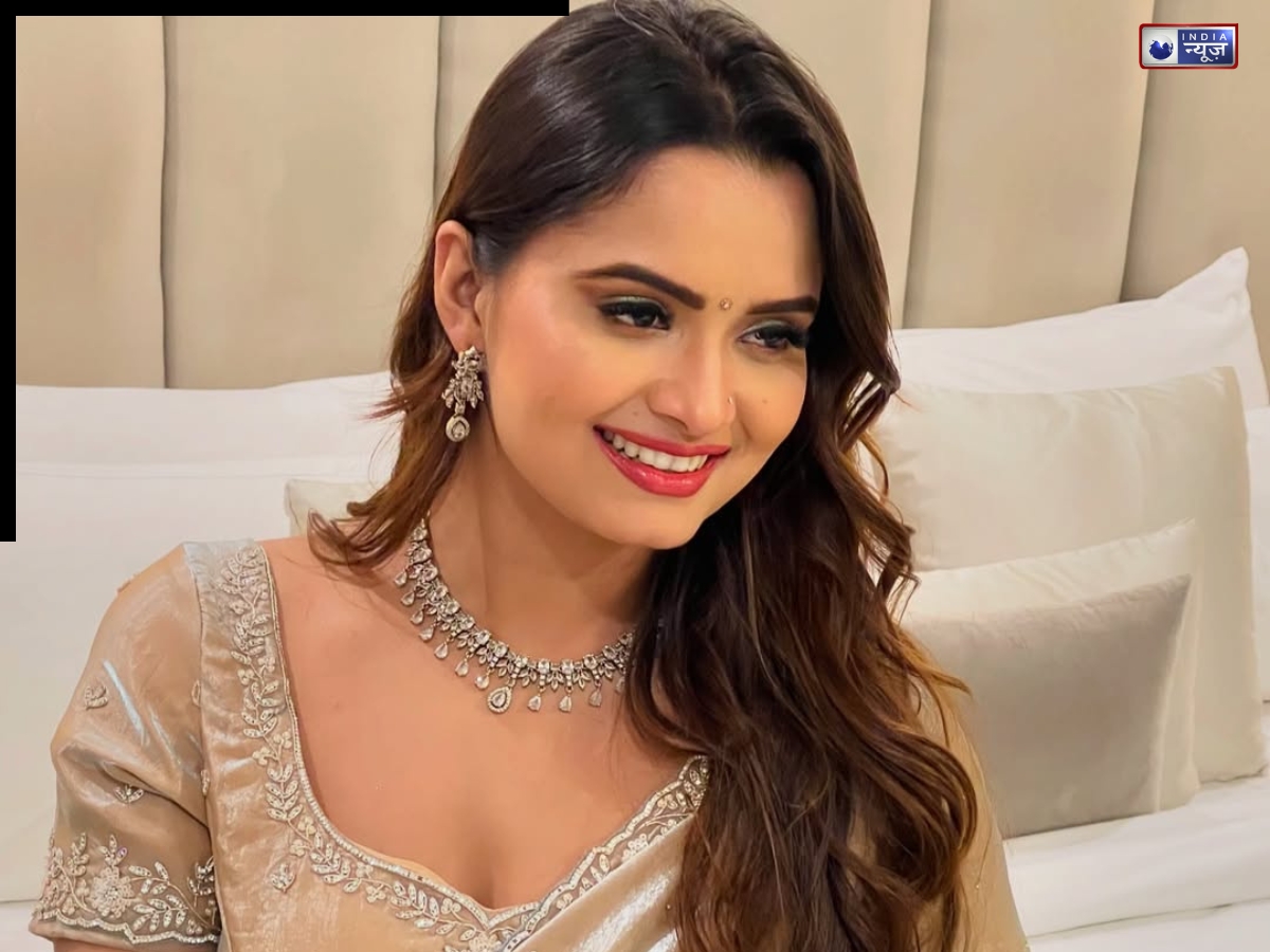 Neelam Giri is the owner of crores - Photo Gallery