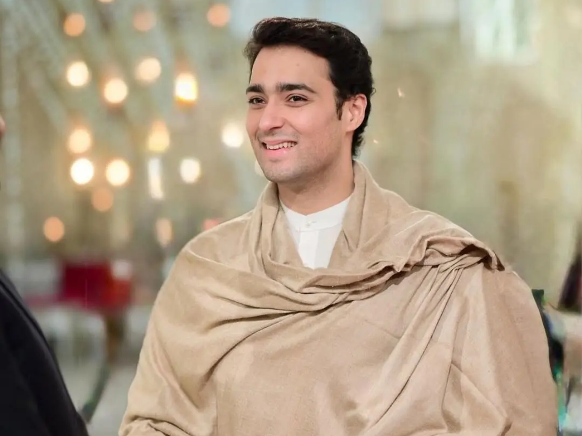 Junaid Safdar Wedding cards - Photo Gallery