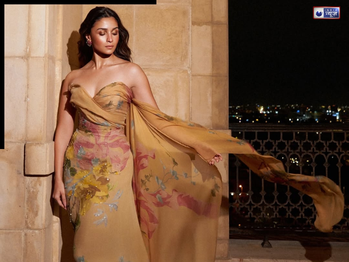 Alia Bhatt's yellow saree look will give you a cool Basant Panchami vibe - Photo Gallery