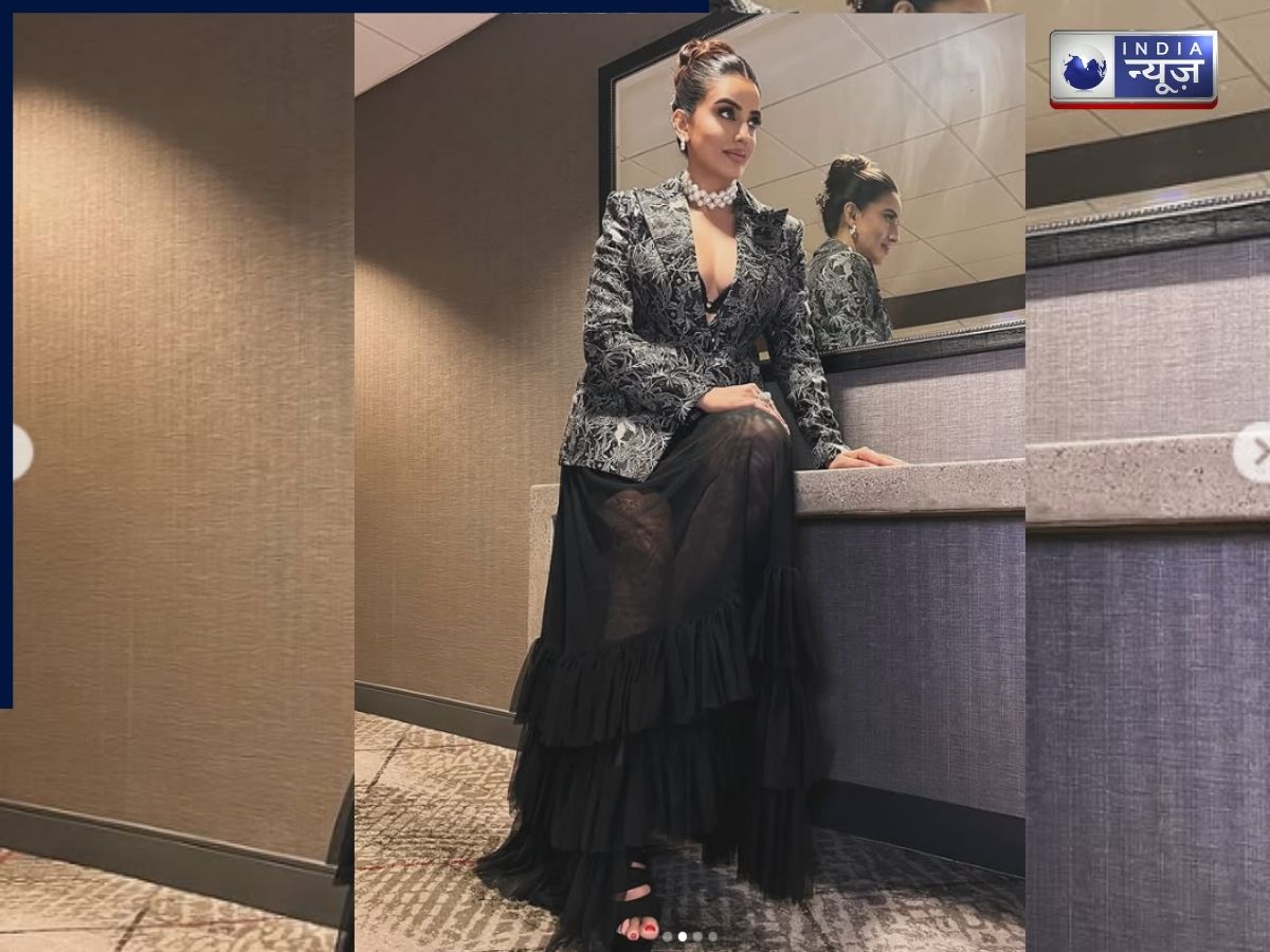 Akshara Singh in Black Look - Photo Gallery