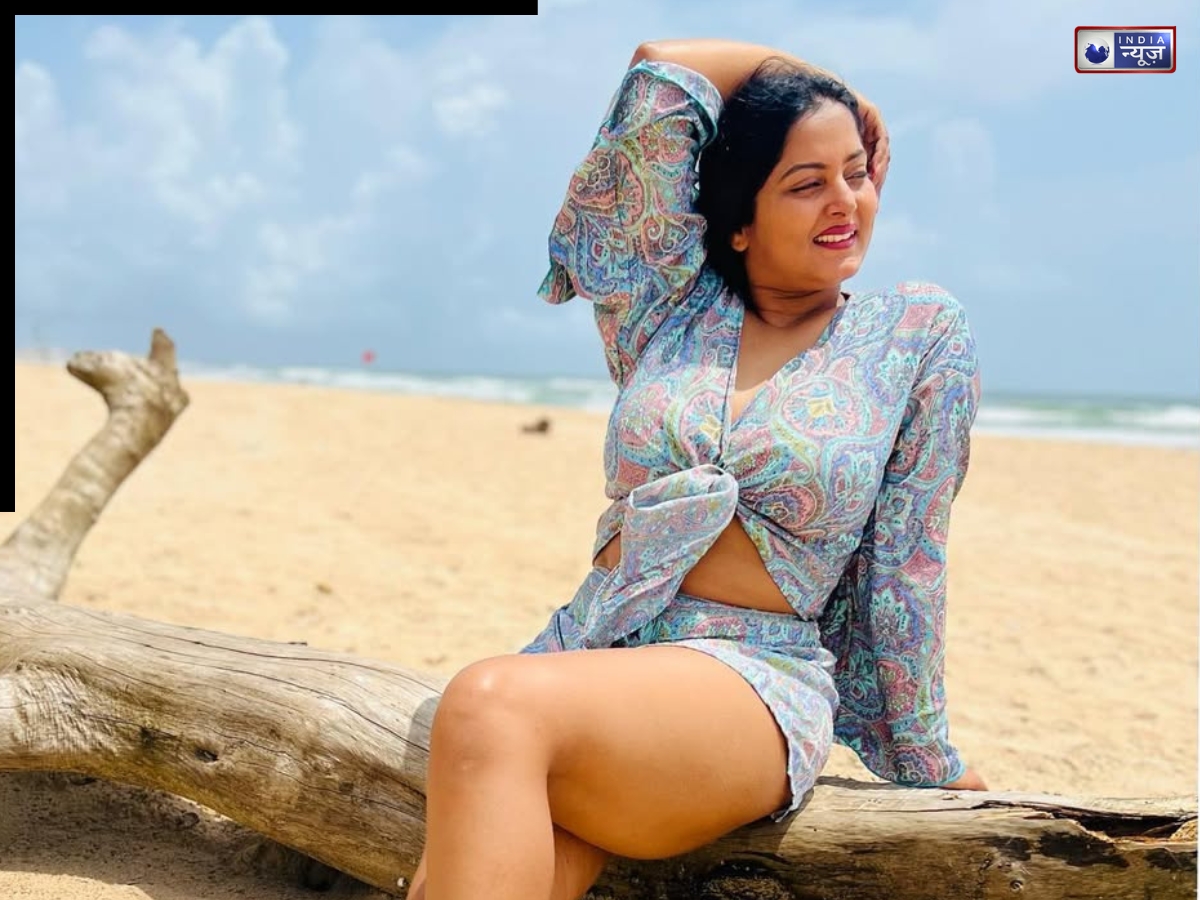 anjana singh - Photo Gallery