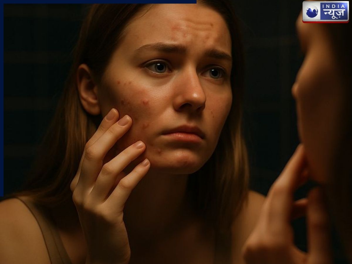 Dry Skin Problem: रूखी त्वचा से हैं परेशान? हो सकता है इस विटामिन की कमी का संकेत, जानिए लक्षण और घरेलू बचाव के तरीके