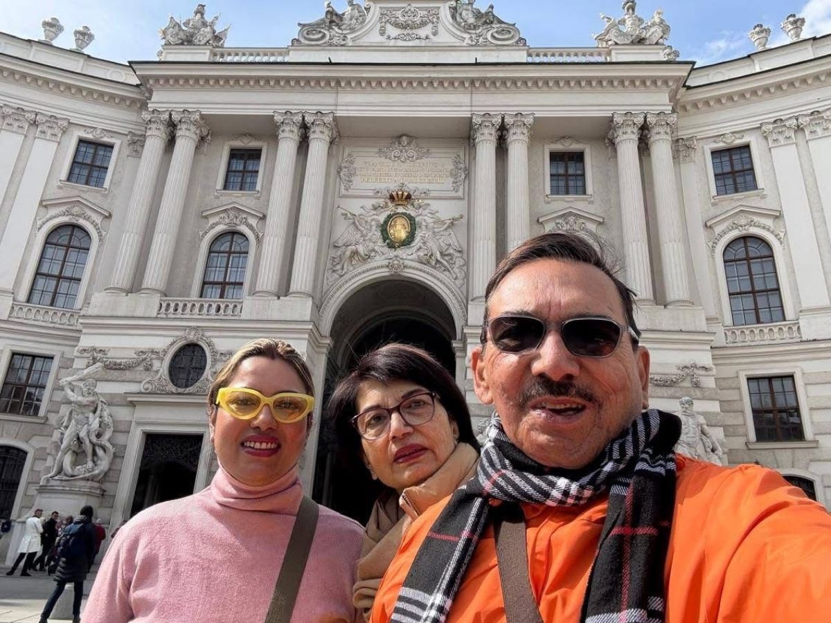 बुजुर्ग क्रिकेटर की लव स्टोरी… 28 साल छोटी लड़की से शादी, हनीमून के लिए दिया कोचिंग पद से इस्तीफा - Gallery Image