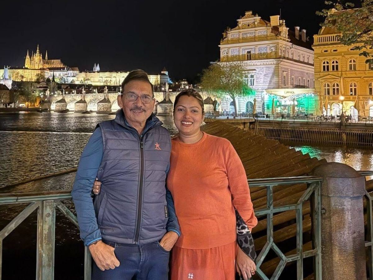 बुजुर्ग क्रिकेटर की लव स्टोरी… 28 साल छोटी लड़की से शादी, हनीमून के लिए दिया कोचिंग पद से इस्तीफा - Gallery Image