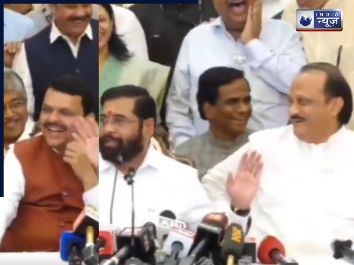 Ajit Pawar: ‘मैं शपथ ले…’, जब प्रेस कॉन्फ्रेंस में गूंजे ठहाके! अजित पवार की एक लाइन पर शिंदे -फडणवीस भी हंस पड़े