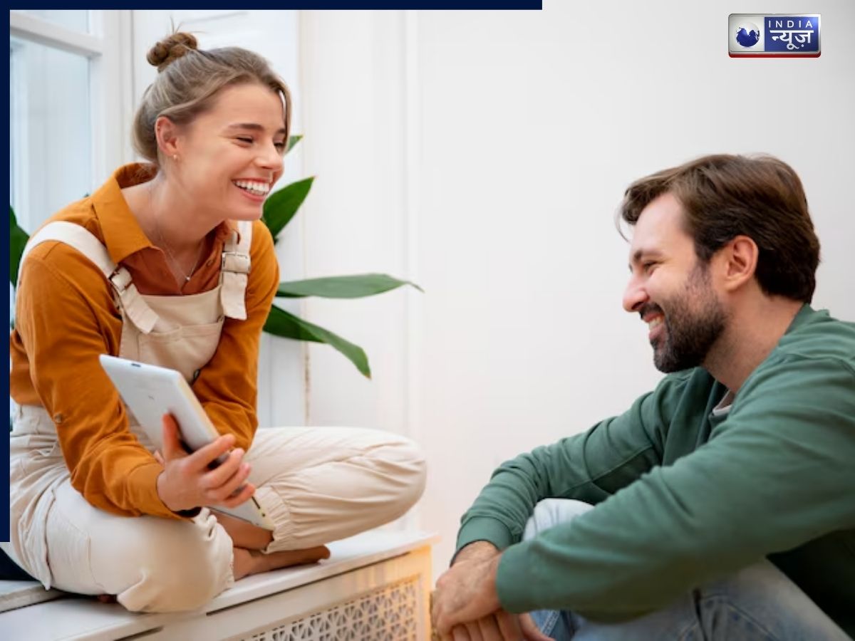 क्या आपकी बात भी पार्टनर के साथ बिगड़ जाती है? तो घबराएं नहीं, एक्सपर्ट गाईड से जानें कम्युनिकेशन टिप्स