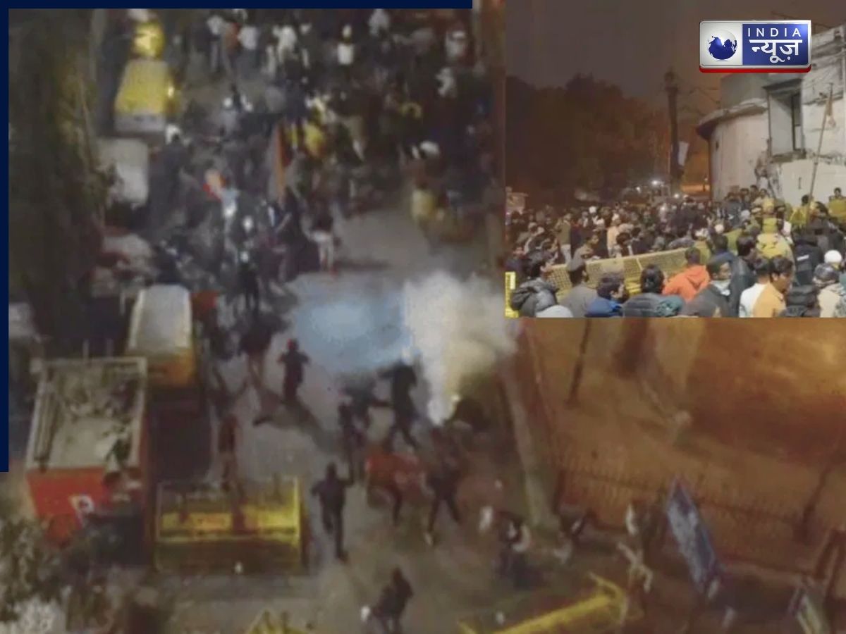 Delhi MCD Bulldozer Action: दिल्ली में आधी रात दल-बल के साथ पहुंचा प्रशासन, बुलडोजर से MCD ने फैज-ए-इलाही मस्जिद के पास ढहाए अवैध निर्माण