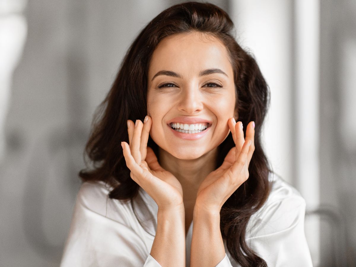 स्किन पर आएगा नेचुरल ग्लो..! बुढ़ापे में भी चेहरे पर रहेगा जवानी वाला नूर, बस इस सफेद चीज का करना होगा इस्तेमाल - Gallery Image