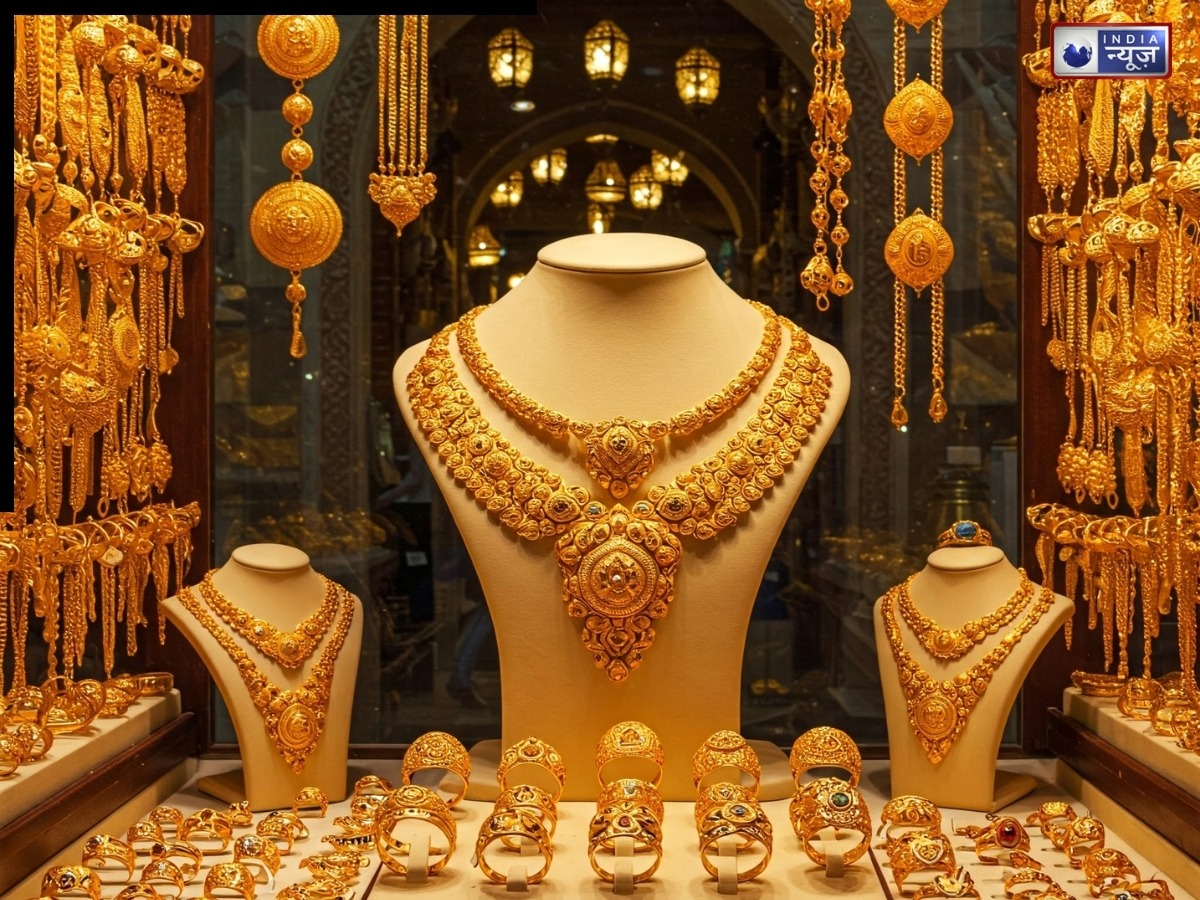 अगले महीने है शादी और लेने जा रहे हैं 100 ग्राम से ज्यादा सोना? जानें गहने लेते समय डील को कैसे बनाएं पर्फेक्ट - Photo Gallery