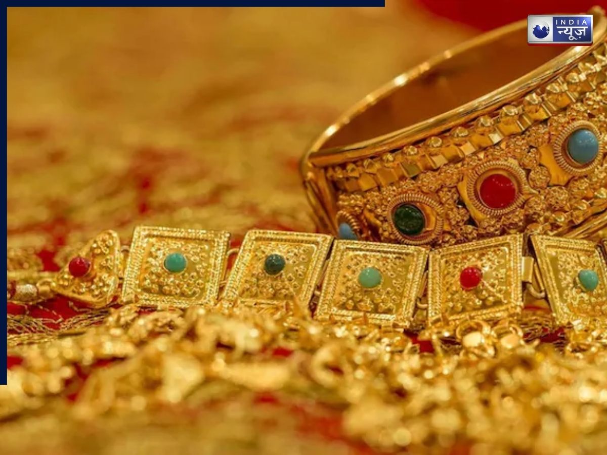 Gold Price Today: नए साल में हुआ सोना सस्ता, चांदी में भी गिरावट, देखें आज का रेट