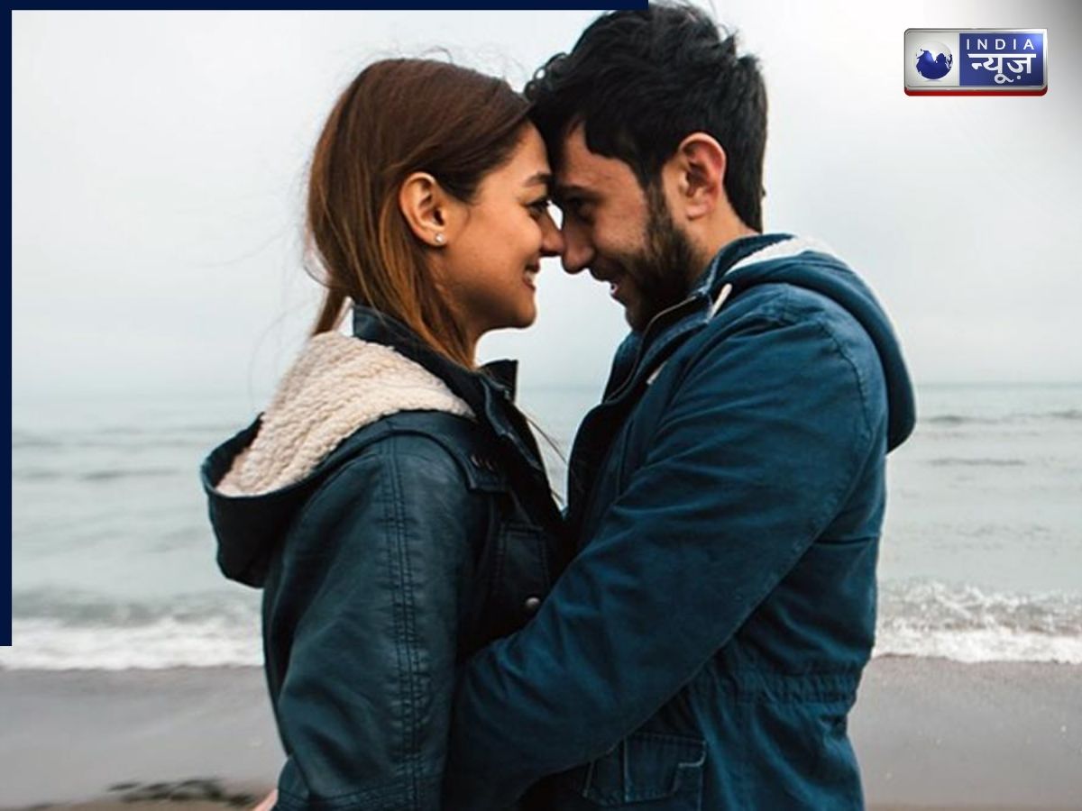 Hug Day on 12 February - Photo Gallery