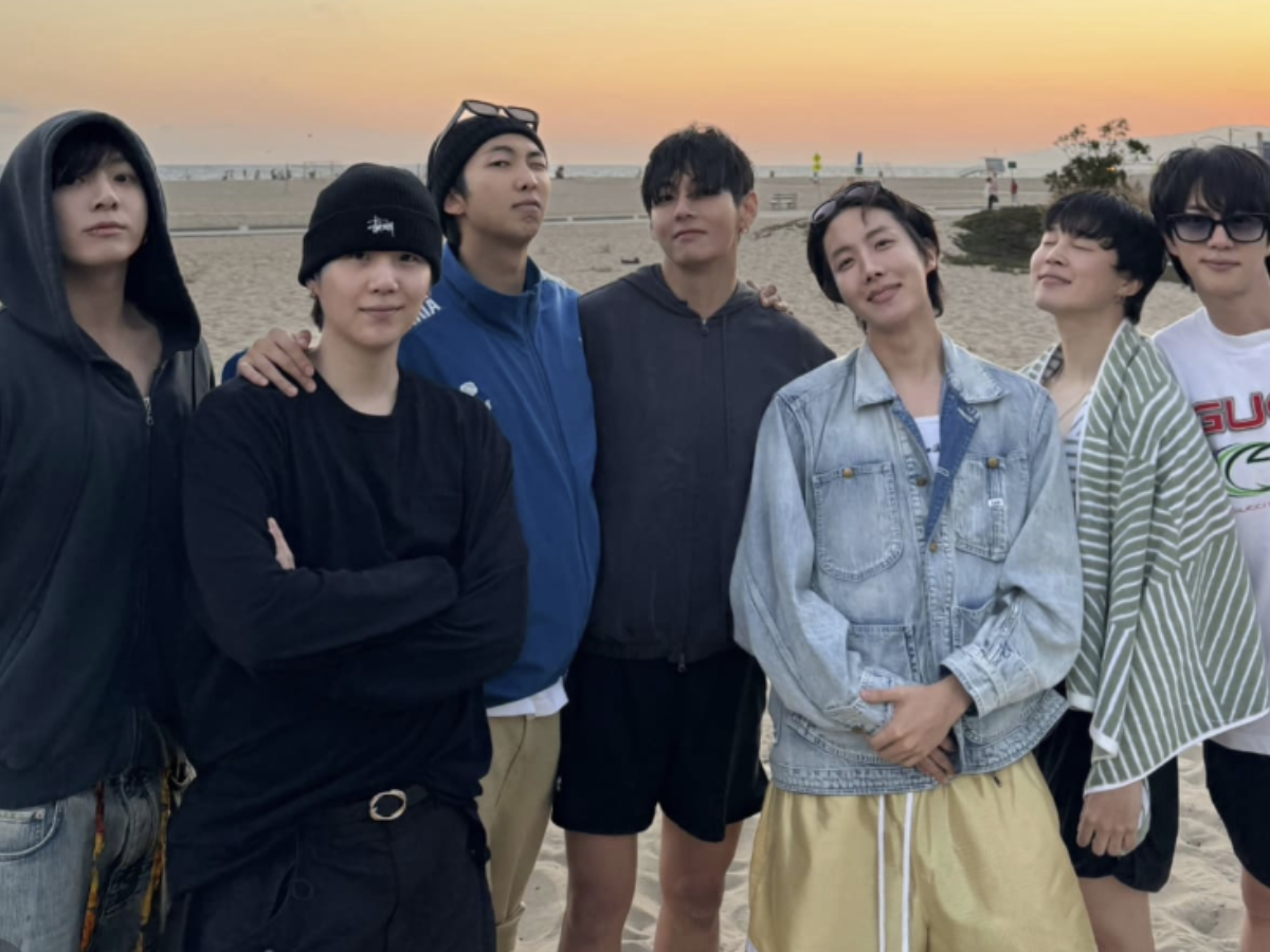 Instagram Reset Teases Fans - Photo Gallery