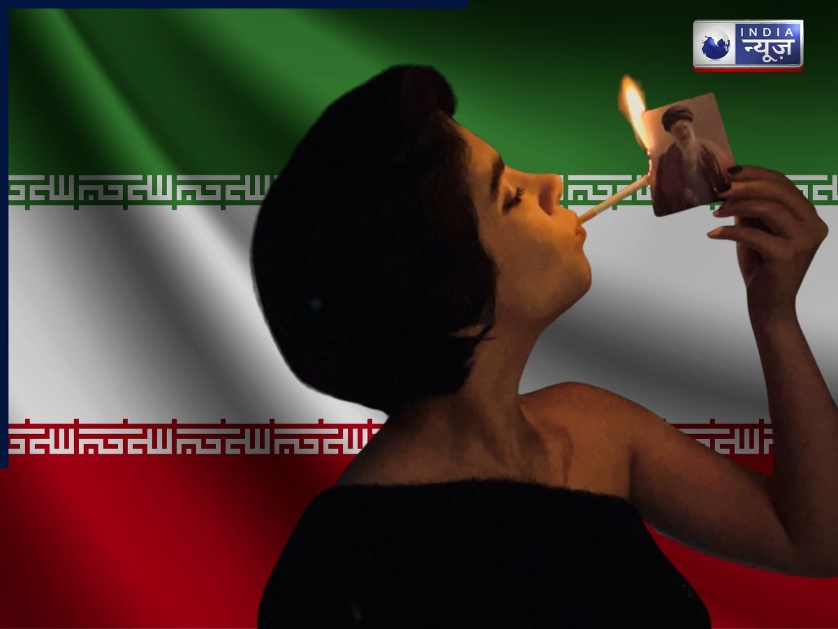 खामेनेई की फोटो के साथ ईरानी महिलाओं ने किया ऐसा काम, देख दंग रह गए दुनिया भर के मुसलमान; वायरल हो रही हैं तस्वीरें - Photo Gallery