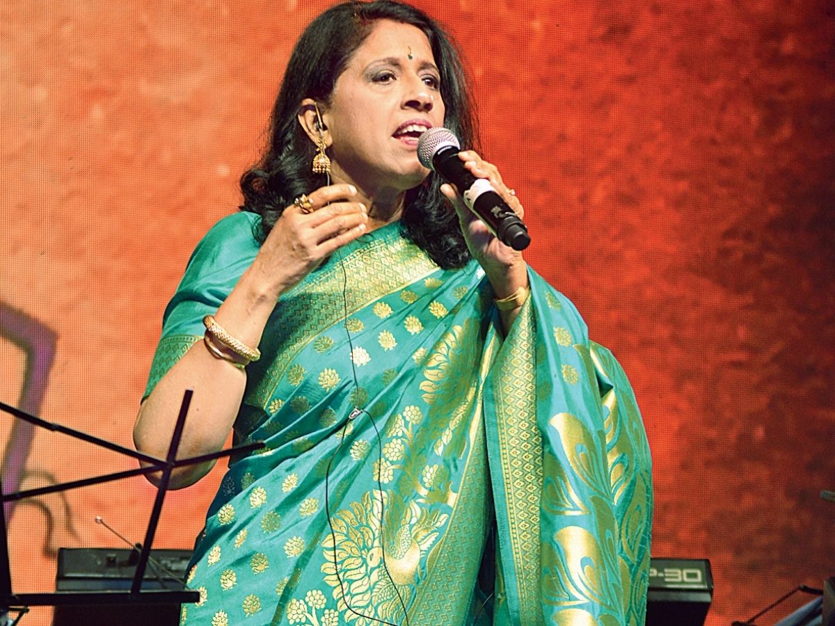 Kavita Krishnamurthy - Photo Gallery