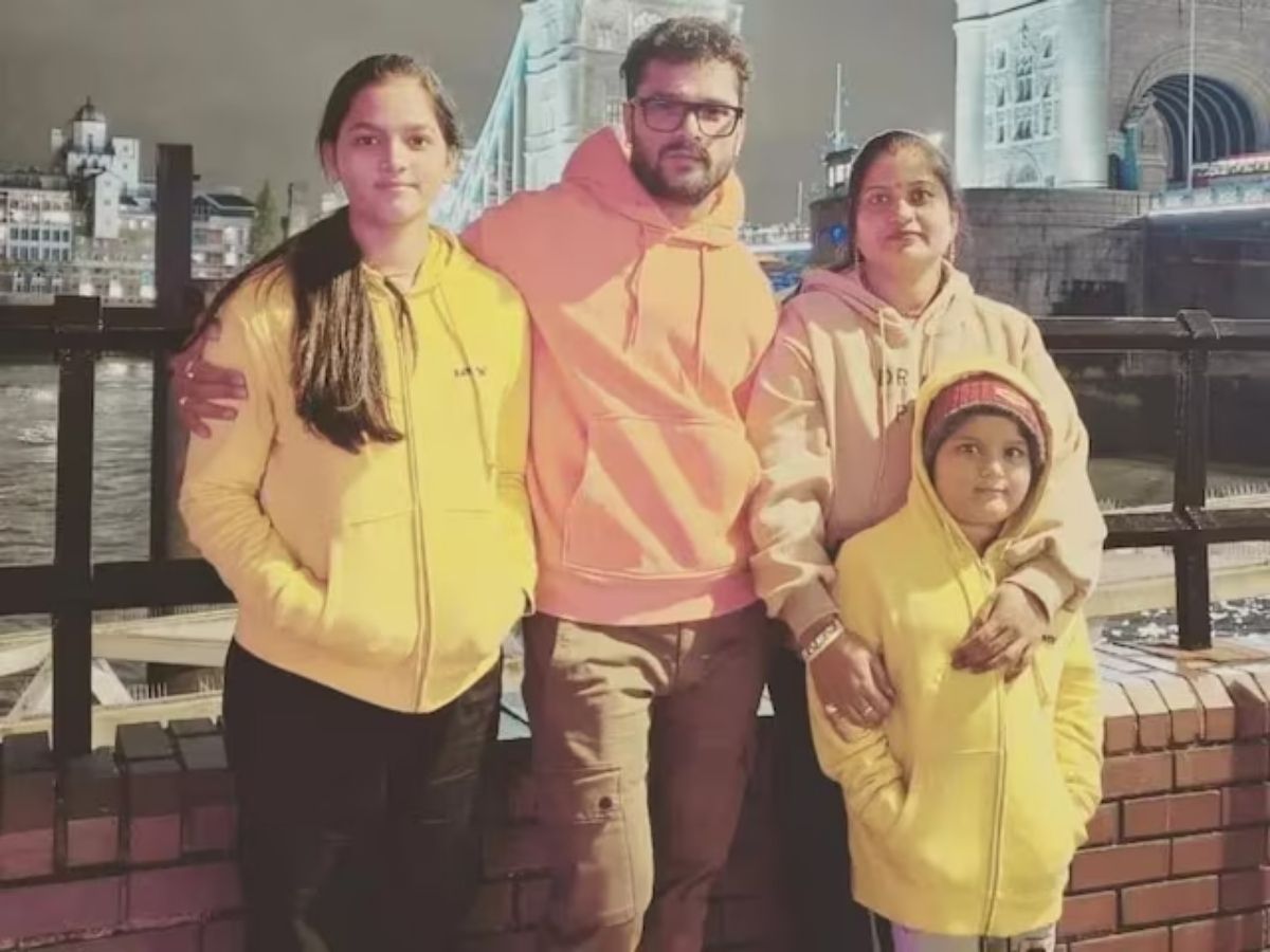 khesai lal yadav - Photo Gallery