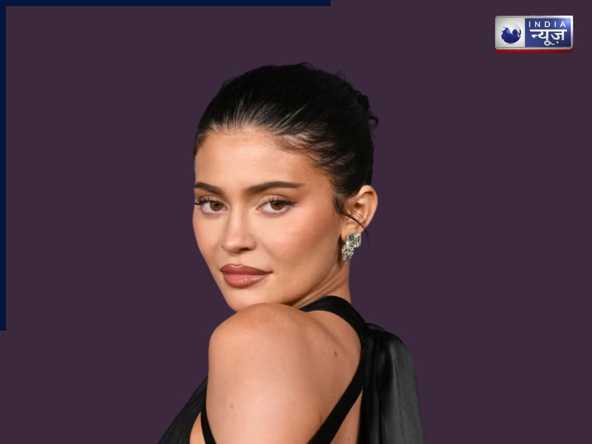 Kylie Jenner - Photo Gallery