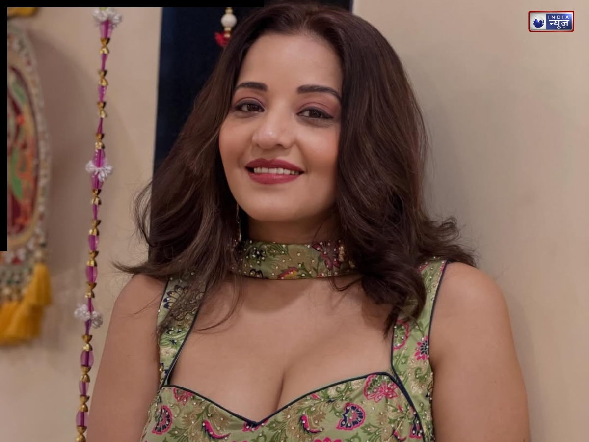 Monalisa fees - Photo Gallery