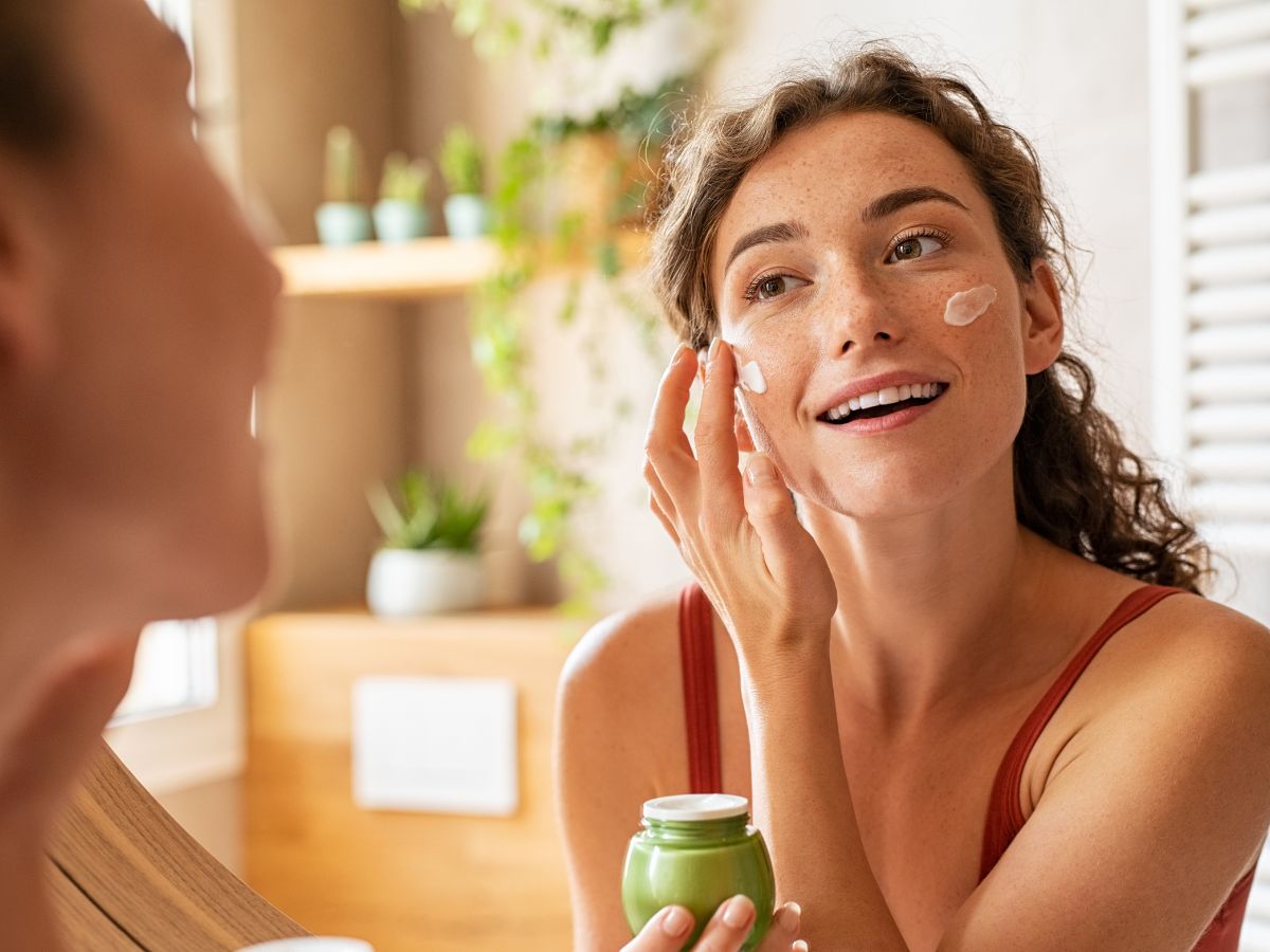 क्या सच में माचा टी नेचुरल ग्लो देता है? सच्चाई जान लेंगे तो छोड़ देंगे महंगे कॉस्मेटिक्स, जानिए इसके फायदे - Gallery Image