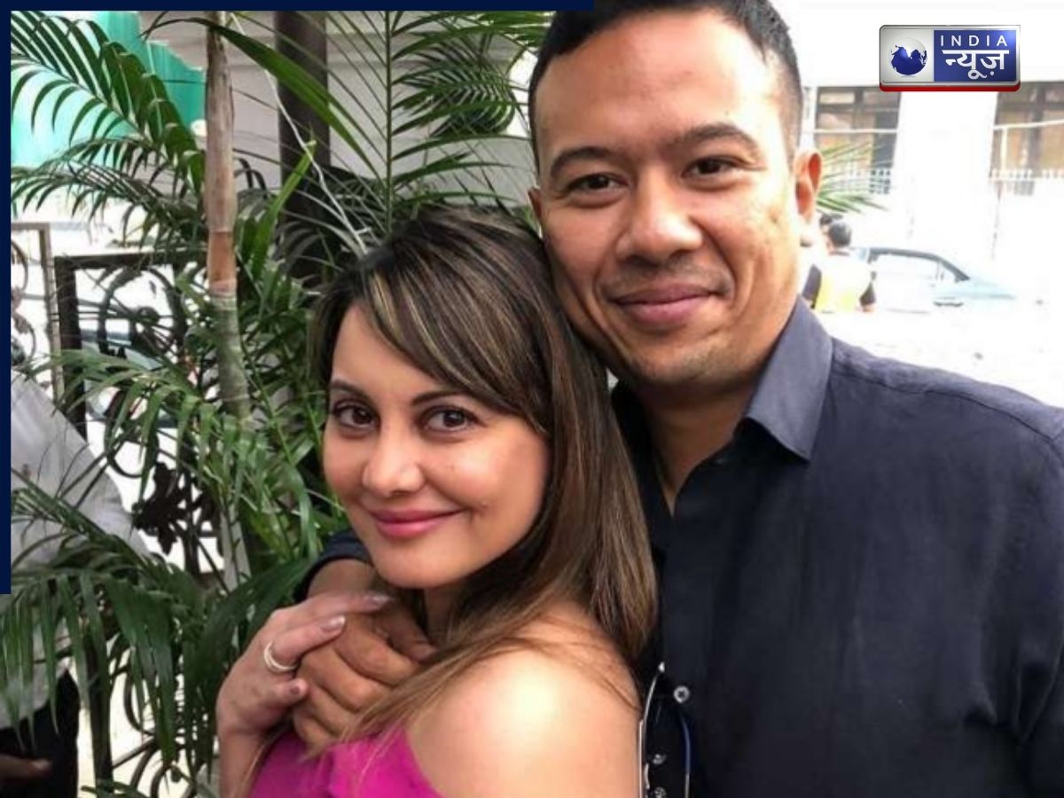 Minissha Lamba With Ex Husband - Photo Gallery