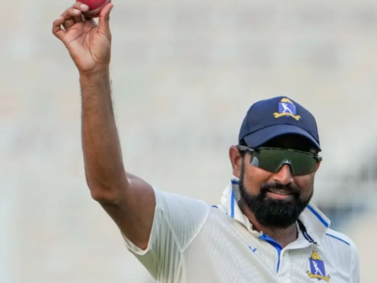 मोहम्मद शमी ने रणजी ट्रॉफी में मचाई तबाही, 5 विकेट लेकर खटखटाया टीम इंडिया का दरवाजा