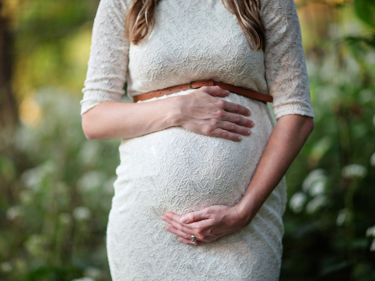 प्रेग्नेंसी में मॉर्निंग वॉक जरूरी क्यों? डॉक्टर ने बताए 5 चौंकाने वाले फायदे, सुनेंगी तो आप कर देंगी शुरू - Gallery Image