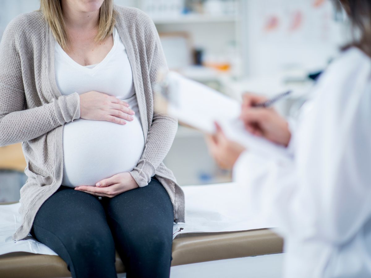 प्रेग्नेंसी में मॉर्निंग वॉक जरूरी क्यों? डॉक्टर ने बताए 5 चौंकाने वाले फायदे, सुनेंगी तो आप कर देंगी शुरू - Gallery Image