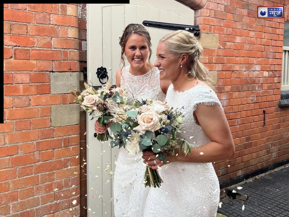 Natalie Sciver-Brunt and Katherine Brunt - Photo Gallery