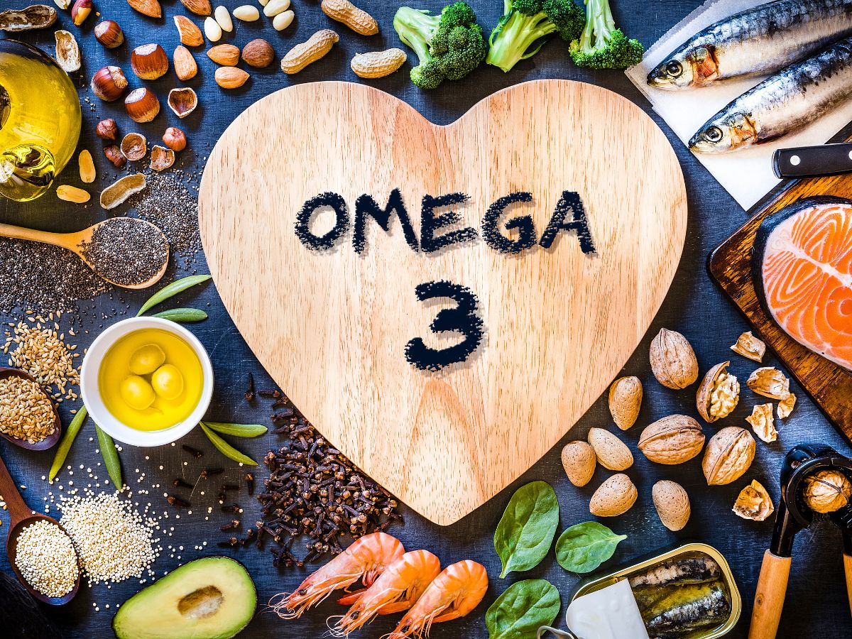 Omega 3 Deficiency: दिल और दिमाग हो जाएगा कमजोर… अगर शरीर में इस तत्व हो गई कमी! जानिए कैसे करें इसकी पूर्ति - Gallery Image