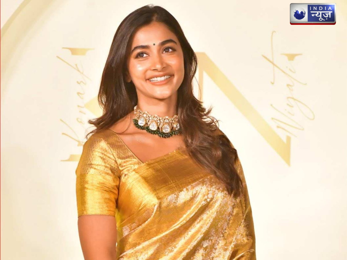 pooja hegde - Photo Gallery