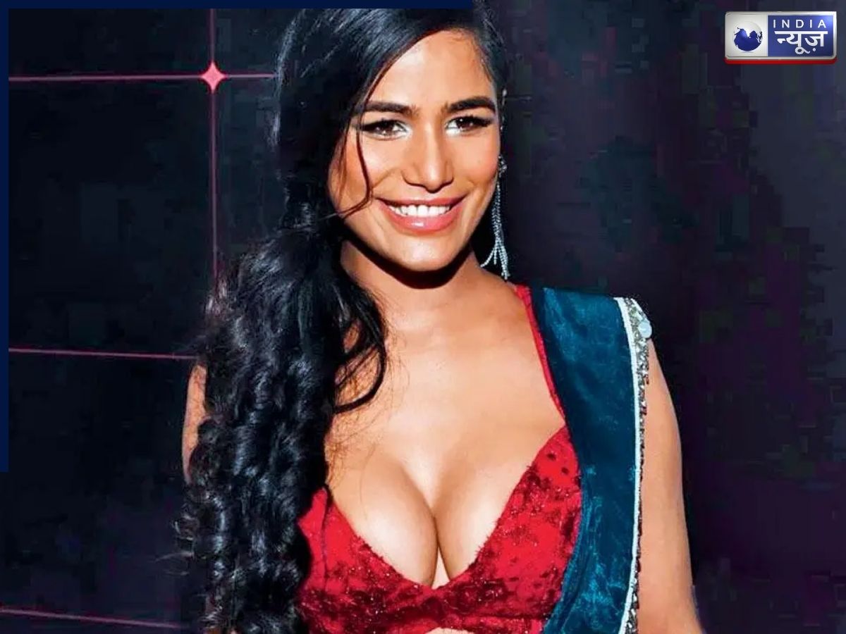 Filmy Career of Poonam Pandey - Photo Gallery