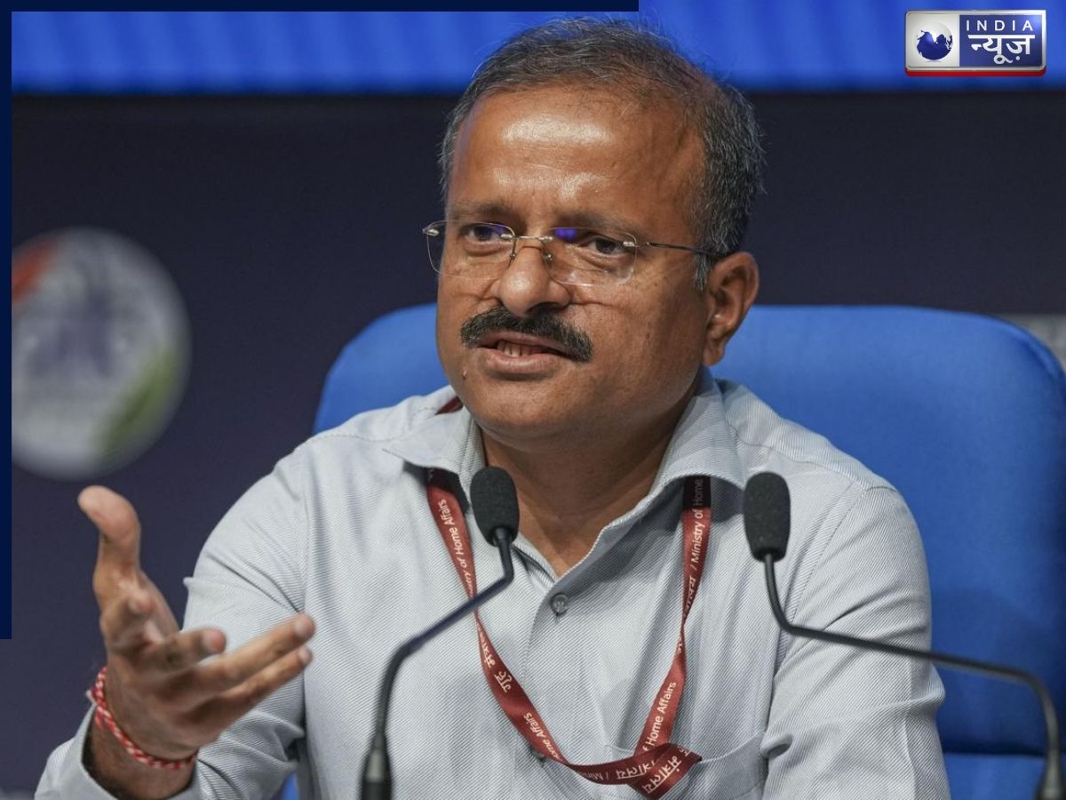 कौन हैं IAS सुबोध कुमार सिंह? NEET विवाद और NTA से हटाए जाने की पूरी कहानी