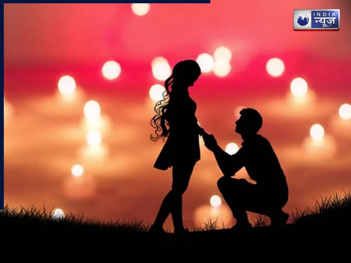 Propose Day on 8 February - Photo Gallery